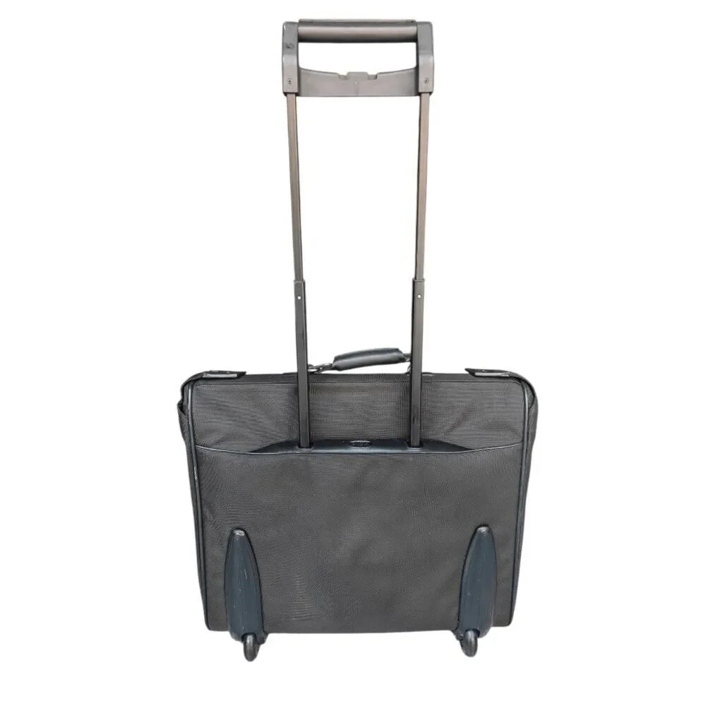 HARTMANN Two Wheeled Intensity Garment Luggage Bag